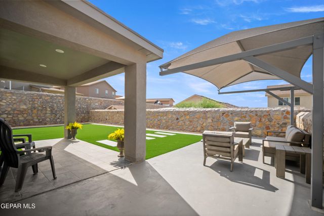 12776 HIDDEN EDGE Drive, Horizon City, TX 79928