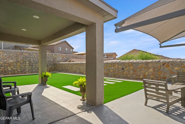 12776 HIDDEN EDGE Drive, Horizon City, TX 79928