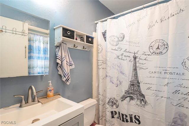 4204 9th ST SW, Lehigh Acres, FL 33976