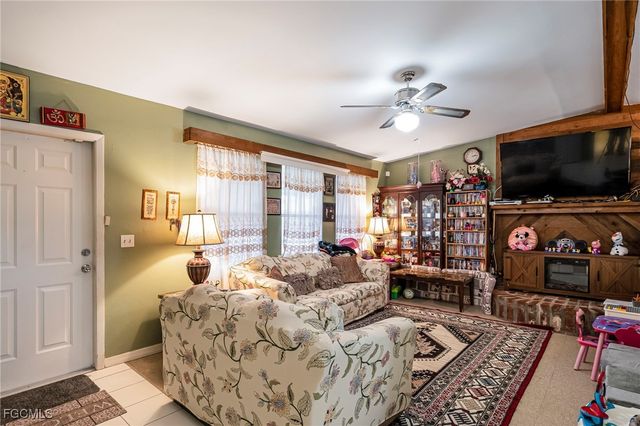 4204 9th ST SW, Lehigh Acres, FL 33976