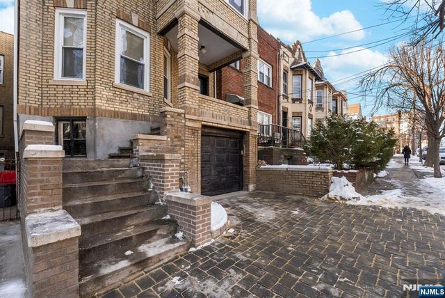 63 Highwood Terrace, Weehawken, NJ 07086