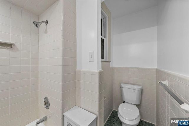 63 Highwood Terrace, Weehawken, NJ 07086