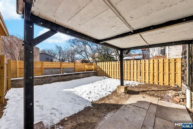 63 Highwood Terrace, Weehawken, NJ 07086