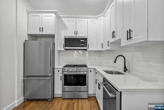 63 Highwood Terrace, Weehawken, NJ 07086