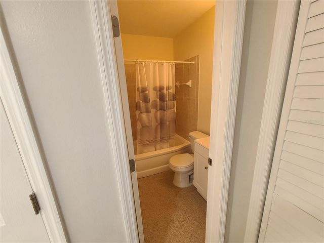 5000 35TH AVENUE N, St Petersburg, FL 33710