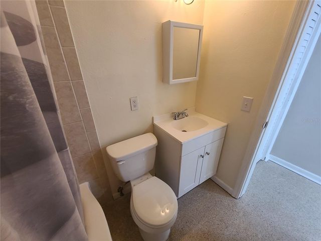 5000 35TH AVENUE N, St Petersburg, FL 33710