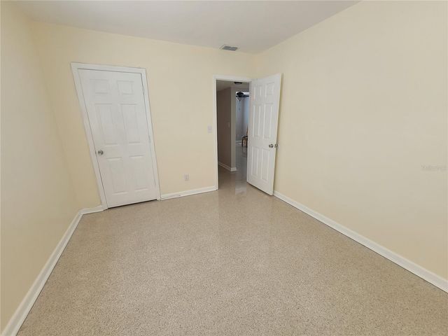 5000 35TH AVENUE N, St Petersburg, FL 33710