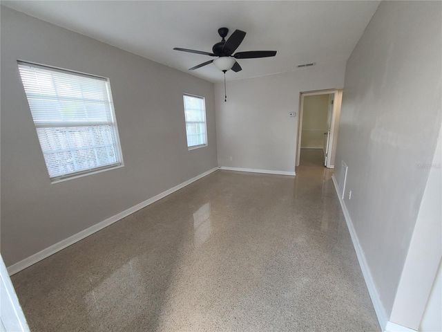 5000 35TH AVENUE N, St Petersburg, FL 33710