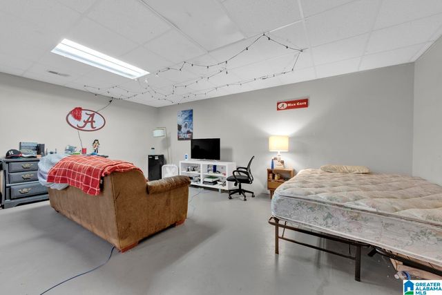 1053 ARMSTRONG LOOP, Hayden, AL 35079
