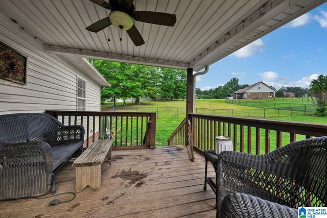 1053 ARMSTRONG LOOP, Hayden, AL 35079