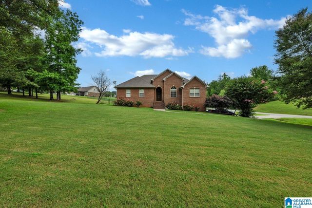 1053 ARMSTRONG LOOP, Hayden, AL 35079