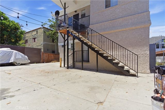2208 Toberman Street, Los Angeles, CA 90007