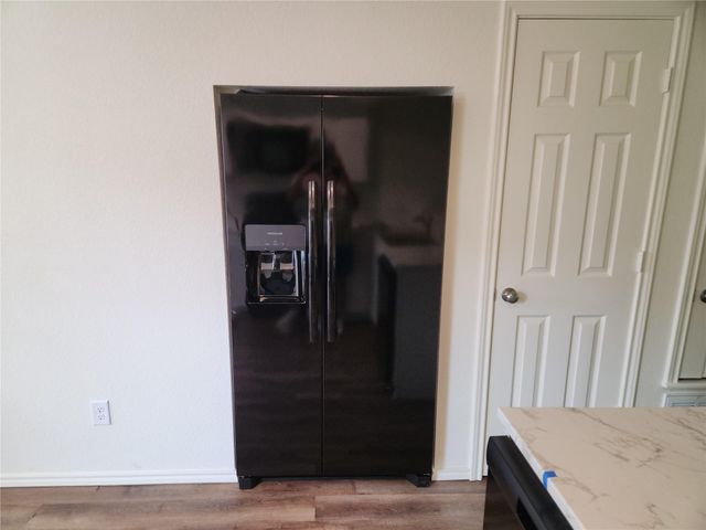 350 Debus Dr DR 204A, Taylor, TX 76574