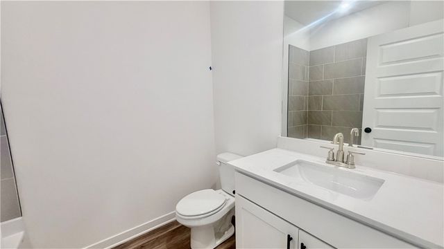 458 W Taverner Xing, Farmington, AR 72730