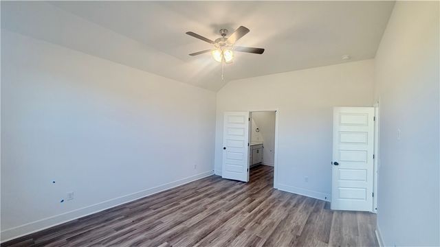 458 W Taverner Xing, Farmington, AR 72730