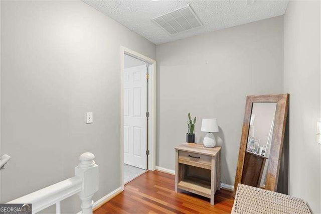 1061 Daventry Crossing, Woodstock, GA 30188