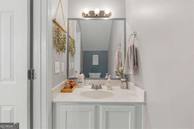 1061 Daventry Crossing, Woodstock, GA 30188