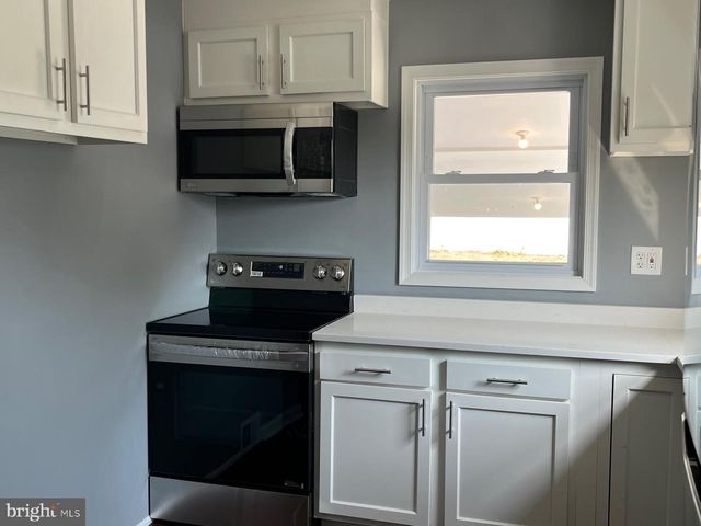 1058 S POTOMAC ST, Hagerstown, MD 21740