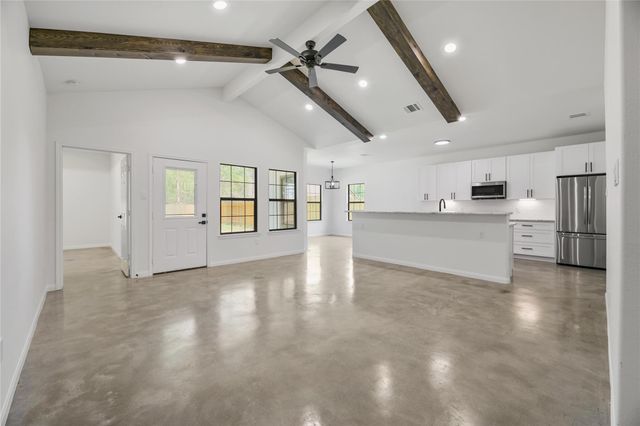 707 Magnolia Point Drive, Houston, TX 77336