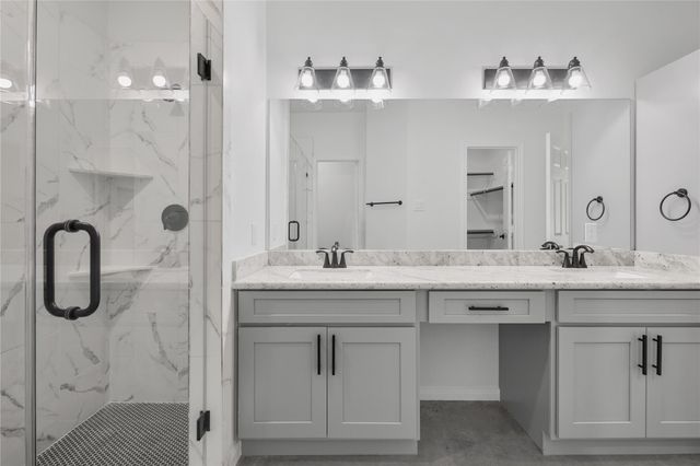 707 Magnolia Point Drive, Houston, TX 77336