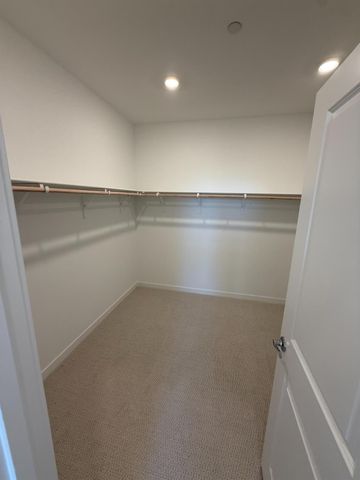 10355 Cadette Way, Elk Grove, CA 95757