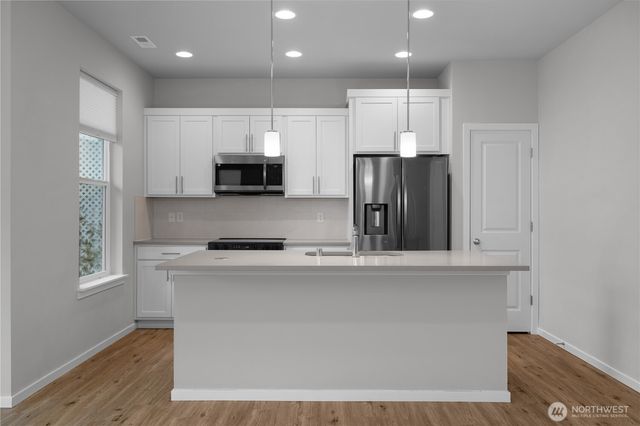 2413 Mookie Lane NE, Lacey, WA 98516