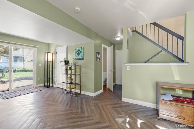 1152 Heritage Drive, Canton, MI 48188