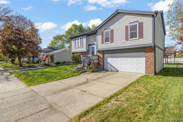 1152 Heritage Drive, Canton, MI 48188