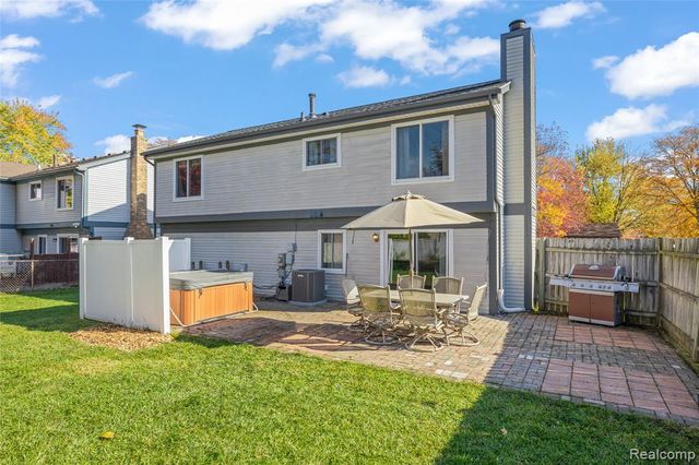 1152 Heritage Drive, Canton, MI 48188