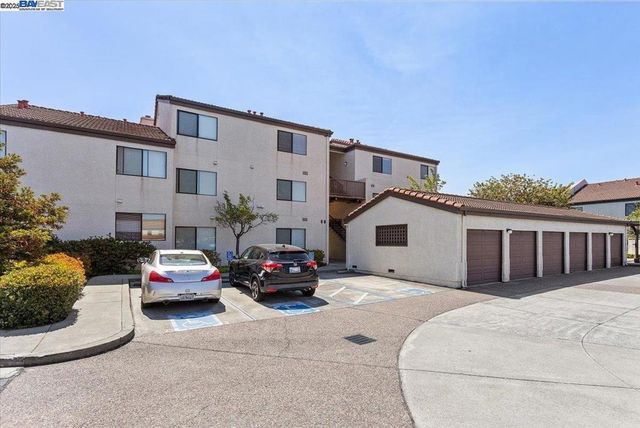21103 Gary Dr 303, Hayward, CA 94546