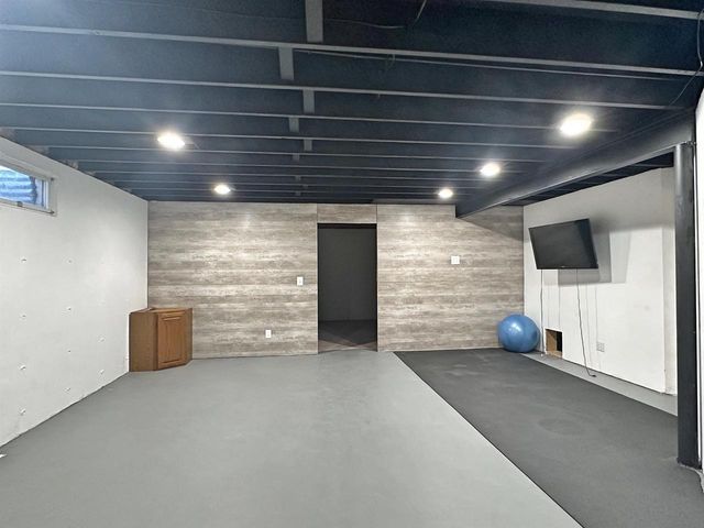 1912 Holly Drive, Janesville, WI 53546