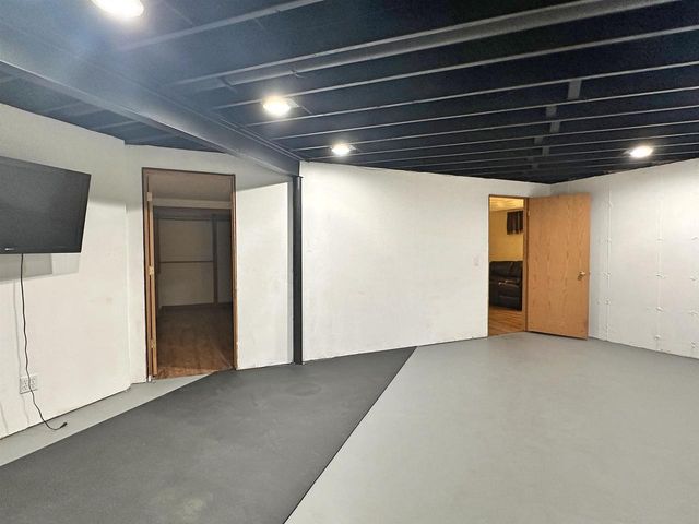 1912 Holly Drive, Janesville, WI 53546