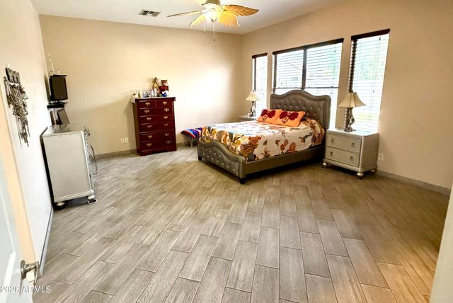 8334 W Marlette Avenue, Glendale, AZ 85305