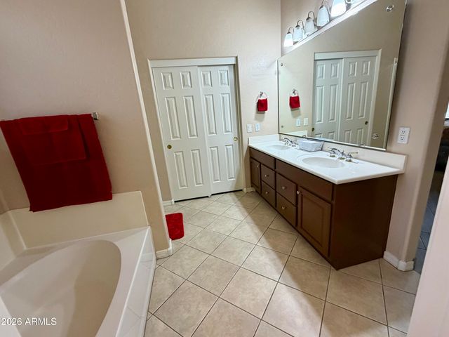 8334 W Marlette Avenue, Glendale, AZ 85305