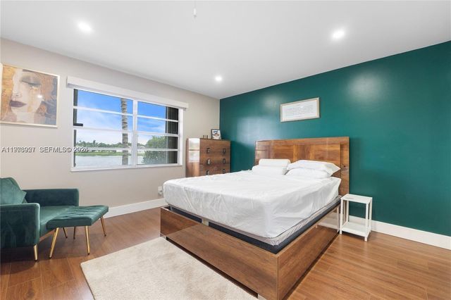 796 Banks Rd 796, Coconut Creek, FL 33063