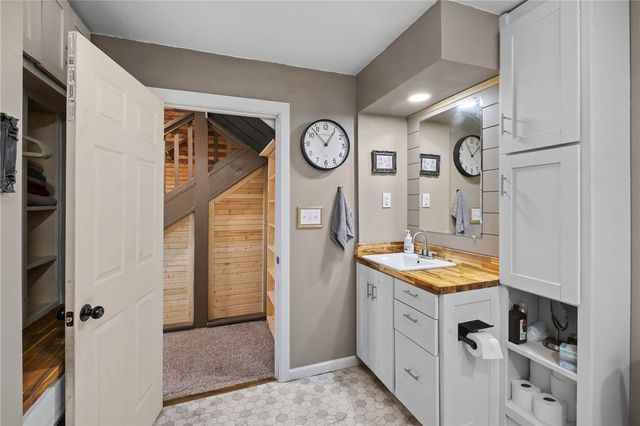 101 Broadview Road, Sulphur Springs, AR 72768