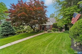 70 Lexington Avenue, Cresskill, NJ 07626