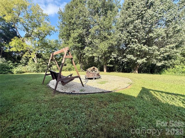 715 Grandview Road, Clover, SC 29710