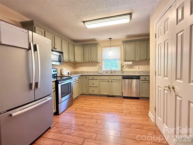 715 Grandview Road, Clover, SC 29710