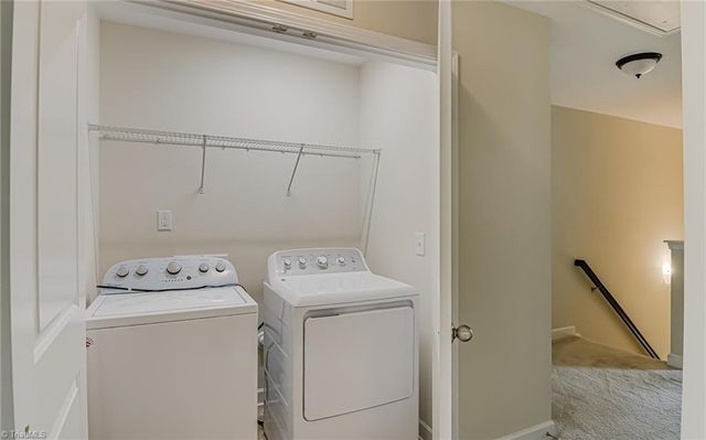 139 Penry Lane, Clemmons, NC 27012