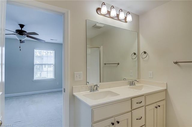 139 Penry Lane, Clemmons, NC 27012
