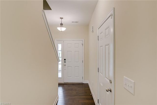 139 Penry Lane, Clemmons, NC 27012