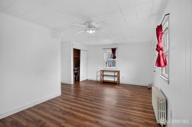 127 S Pine Avenue, South Amboy, NJ 08879