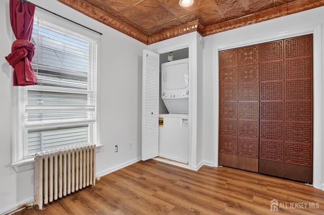 127 S Pine Avenue, South Amboy, NJ 08879