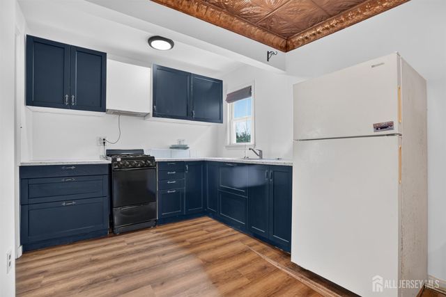 127 S Pine Avenue, South Amboy, NJ 08879