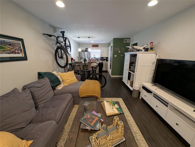 1368 S 12th Street 25, Waco, TX 76706