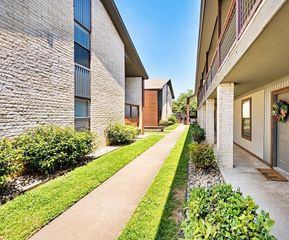 1368 S 12th Street 25, Waco, TX 76706