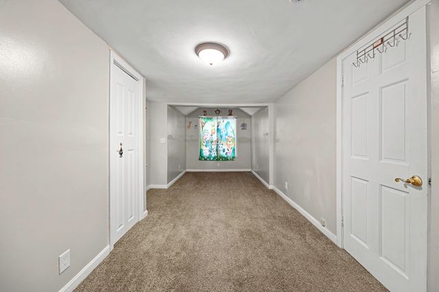 1100 Roosevelt Ave, Springfield, MA 01109
