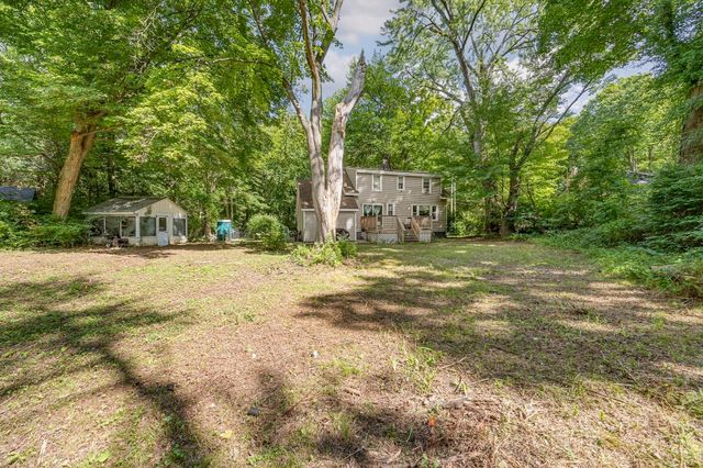 1100 Roosevelt Ave, Springfield, MA 01109
