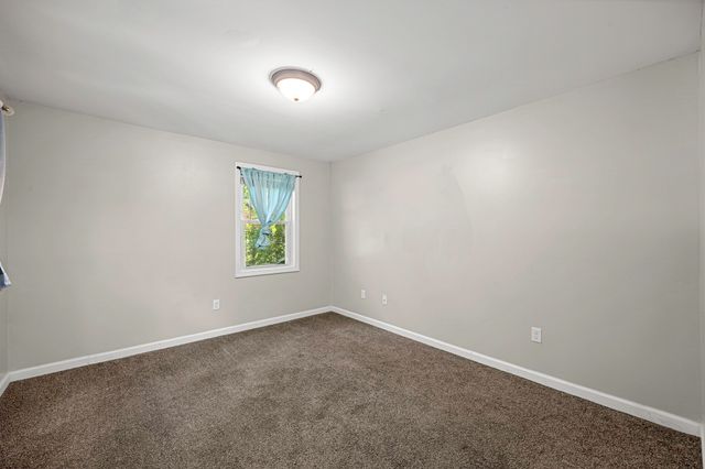 1100 Roosevelt Ave, Springfield, MA 01109